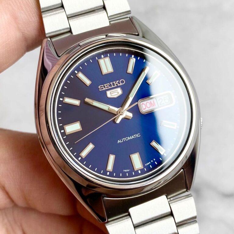 Seiko 5 Automatic SNXS77 Dial