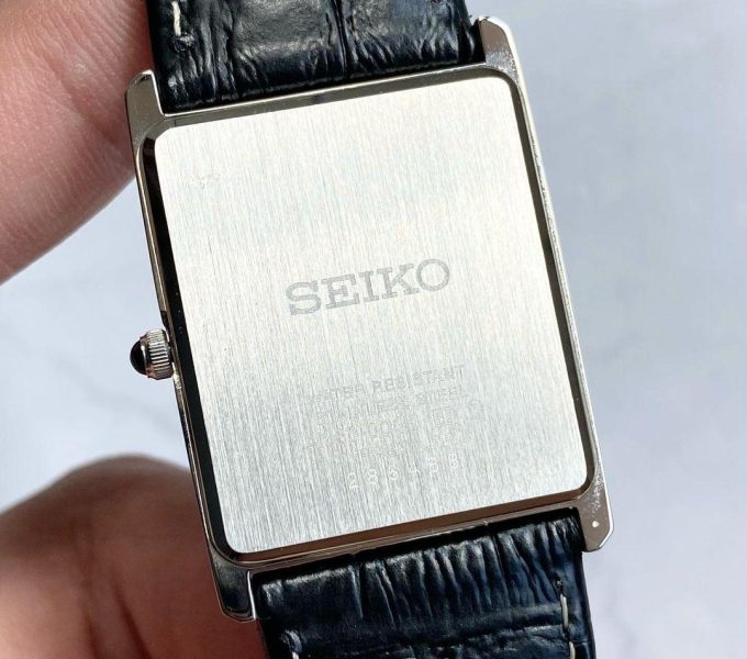 Close up of the SEIKO Tank SWR049 Watch Back.