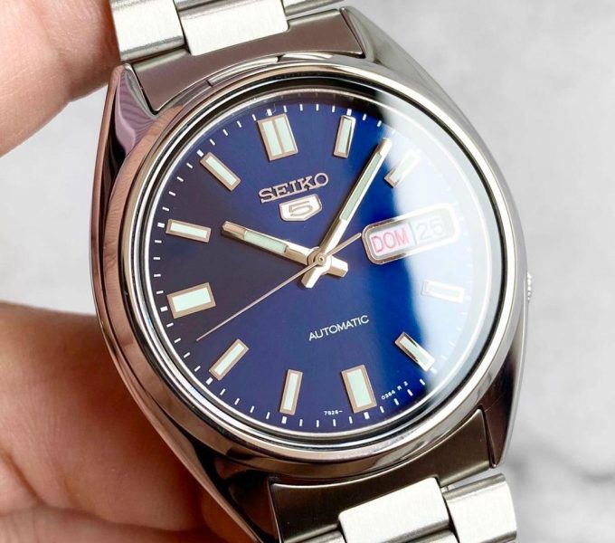 Seiko 5 Automatic SNXS77 Dial